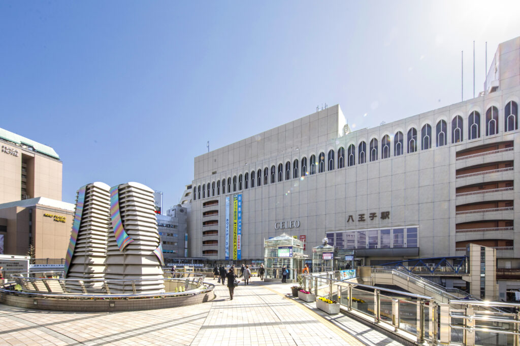 八王子駅北口マルベリーブリッジ